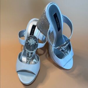 Stuart Weitzman White Pearl & Rhinestone Embellished Wedge Sandals